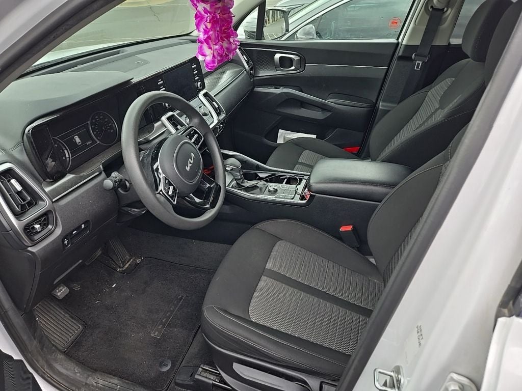 2022 Kia Sorento LX