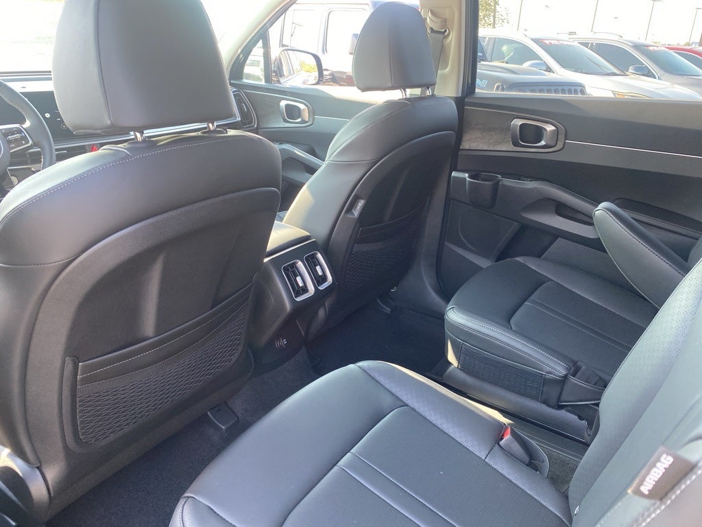 2025 Kia Sorento X-Line EX