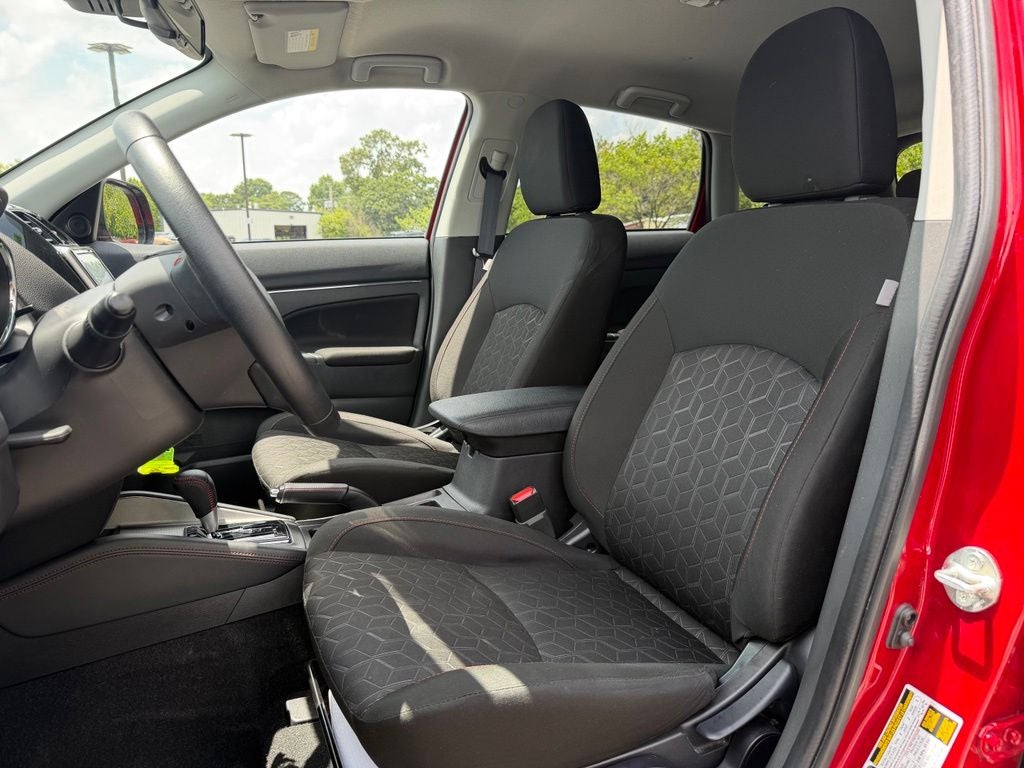 2025 Mitsubishi Outlander Sport 2.0 LE