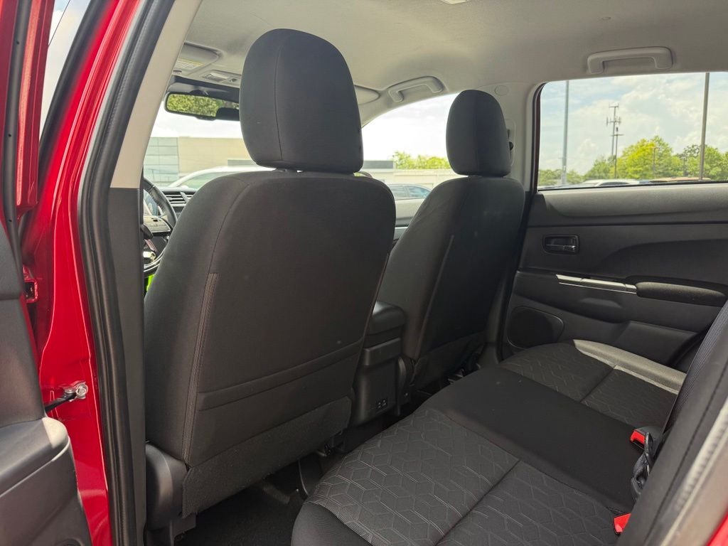 2025 Mitsubishi Outlander Sport 2.0 LE