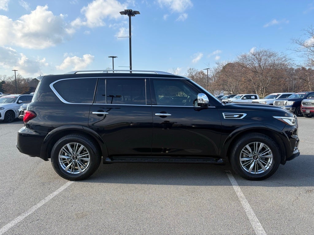 2021 INFINITI QX80 LUXE