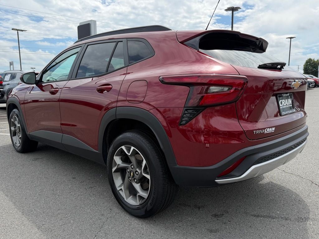 2024 Chevrolet Trax LT *Clean Carfax/One-Owner