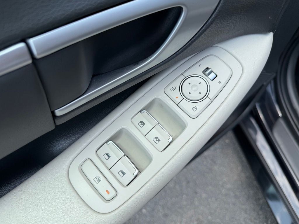 2025 Hyundai Sonata SEL *Clean Carfax, One-Owner