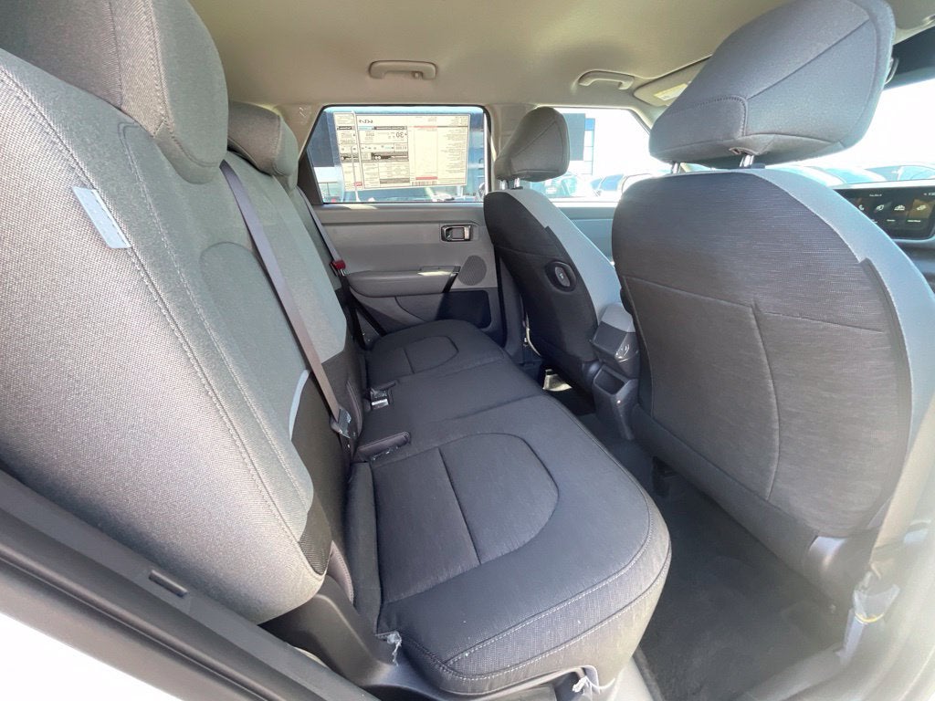 2027 Kia Seltos LX
