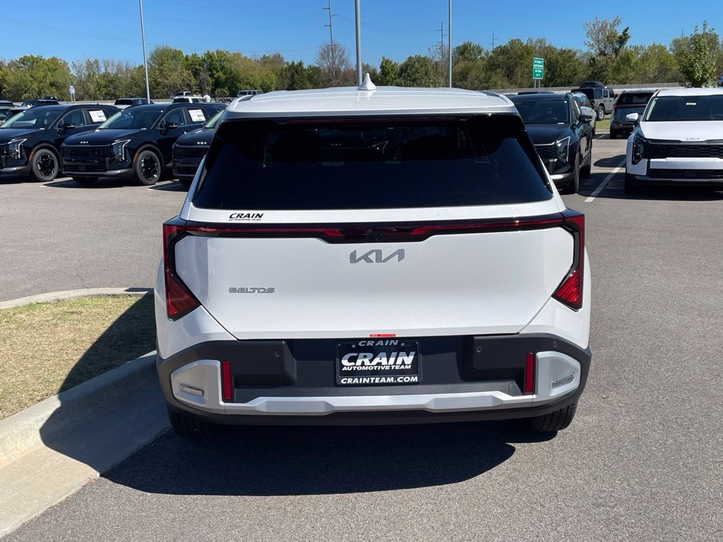 2027 Kia Seltos LX
