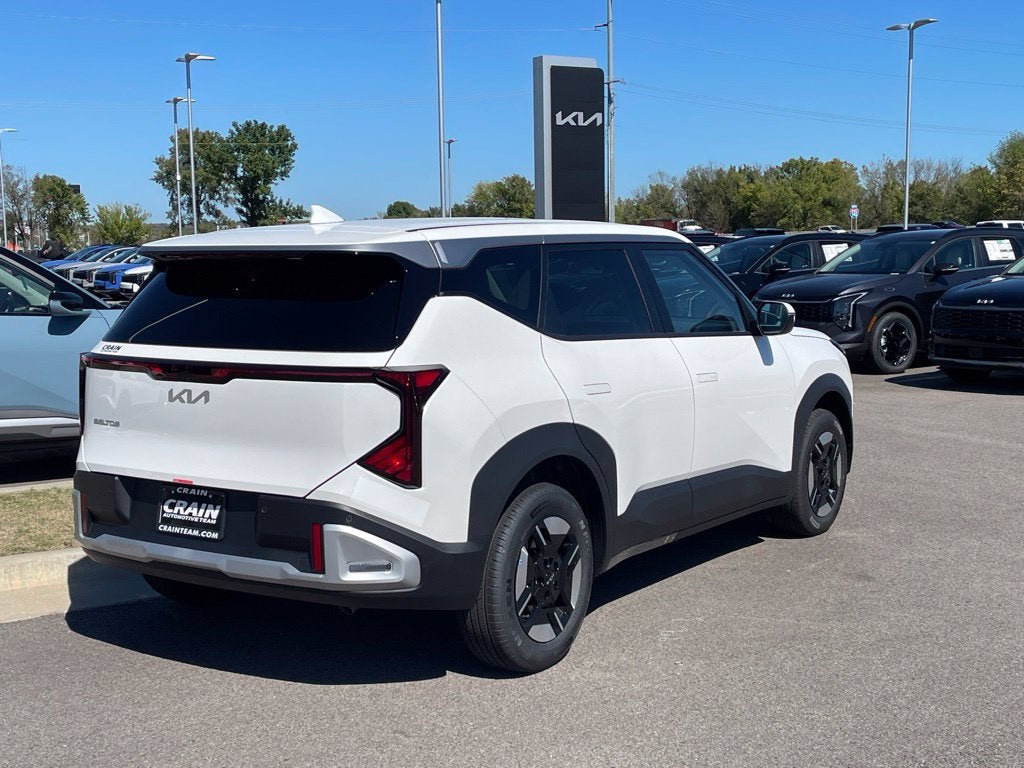 2027 Kia Seltos LX