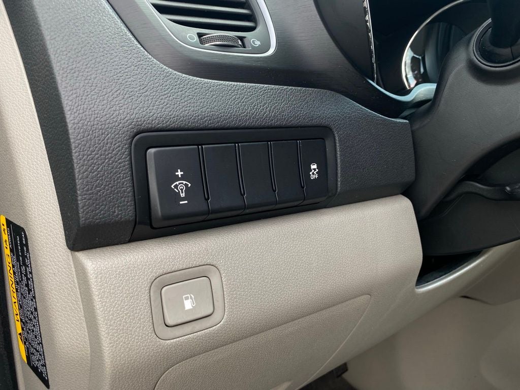 2021 Kia Sedona LX