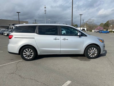 2021 Kia Sedona LX