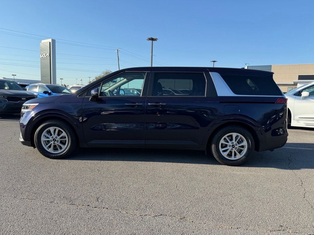 2024 Kia Carnival LX *Kia Certified Pre-Owned/8 Pasenger