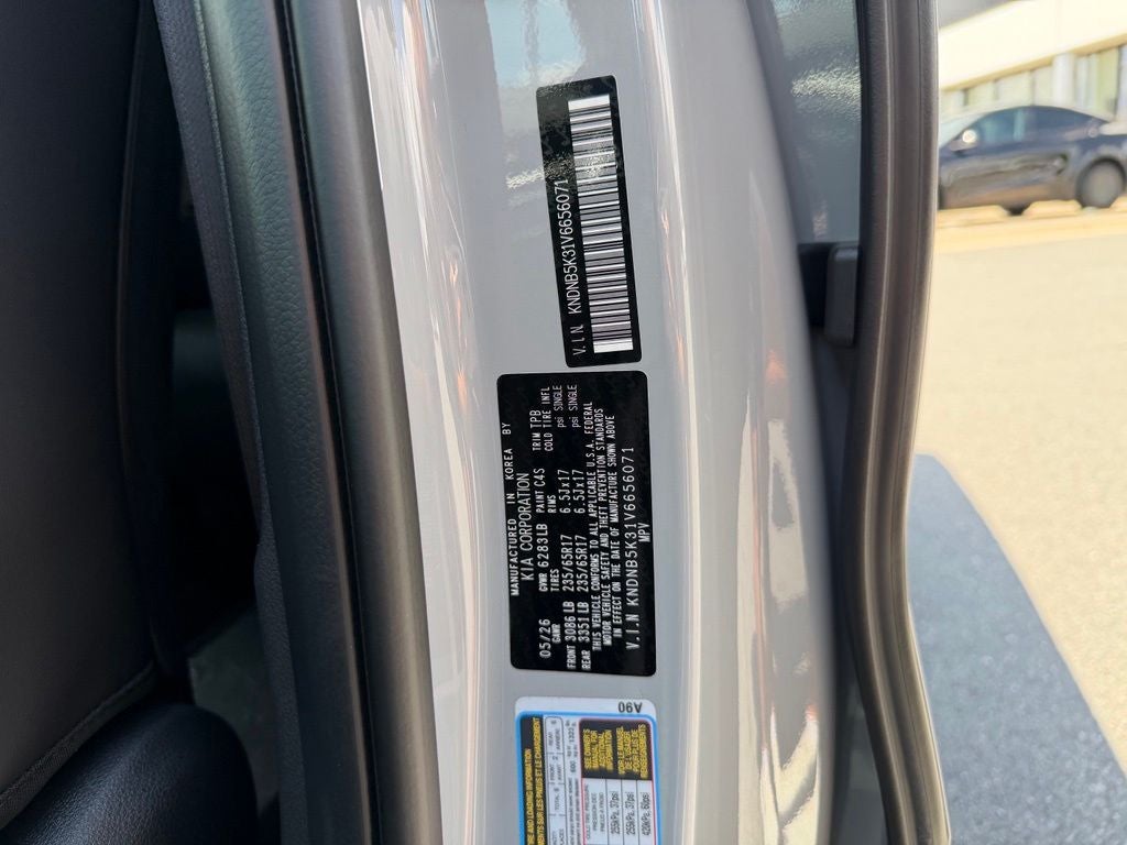 2027 Kia Carnival LXS