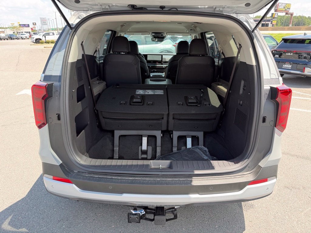 2027 Kia Carnival LX