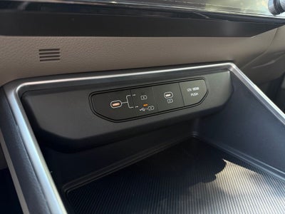 2027 Kia Carnival LXS