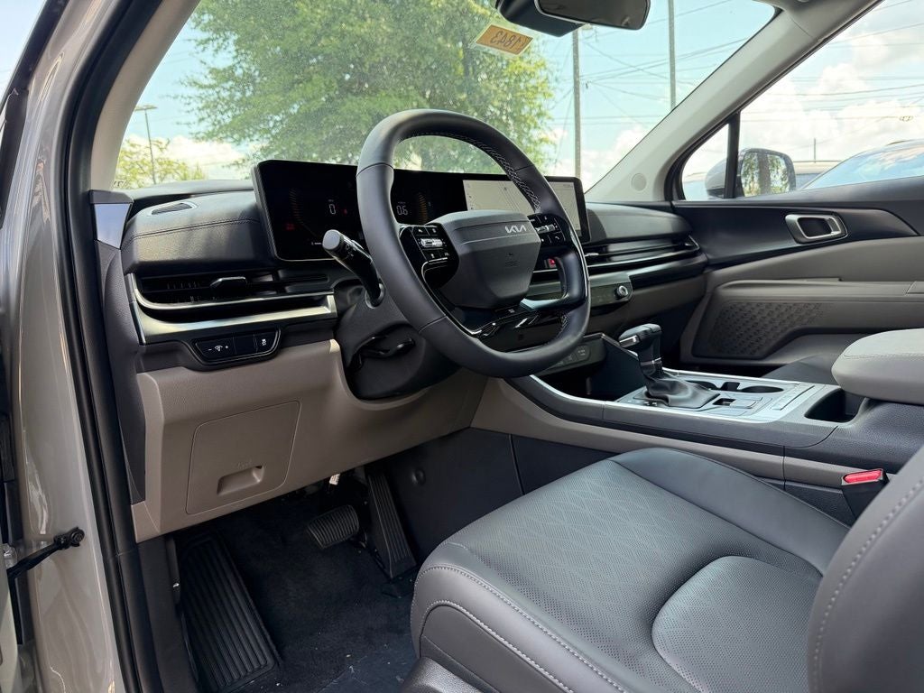 2027 Kia Carnival LXS