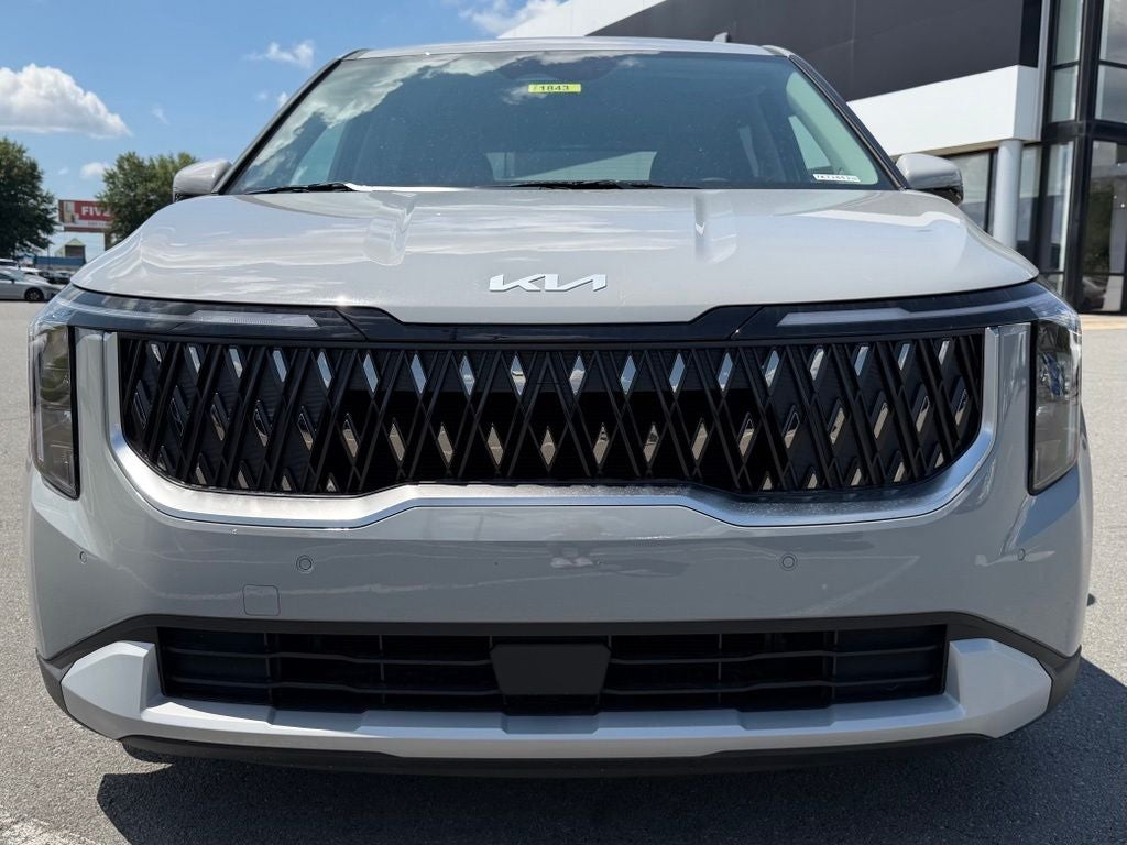 2027 Kia Carnival LXS