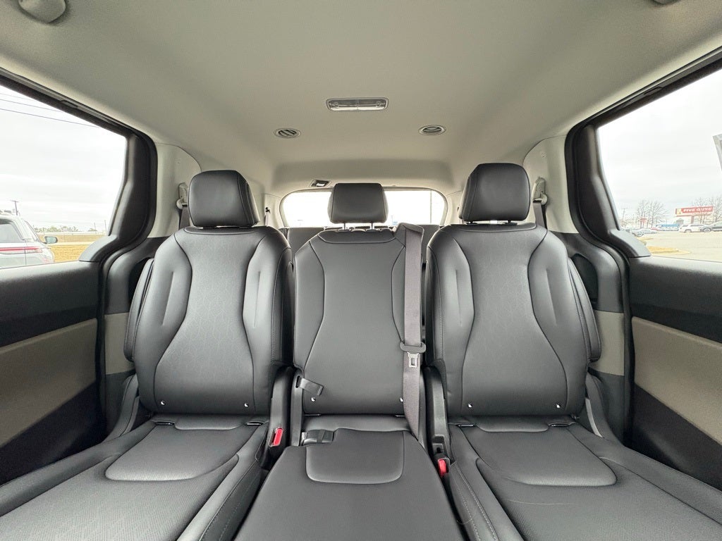 2026 Kia Carnival LXS