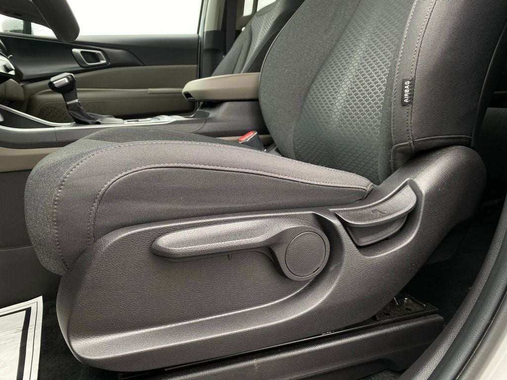2026 Kia Carnival LX