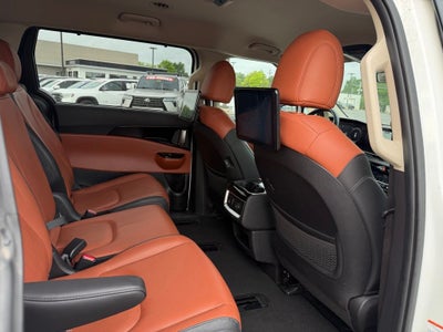 2024 Kia Carnival SX