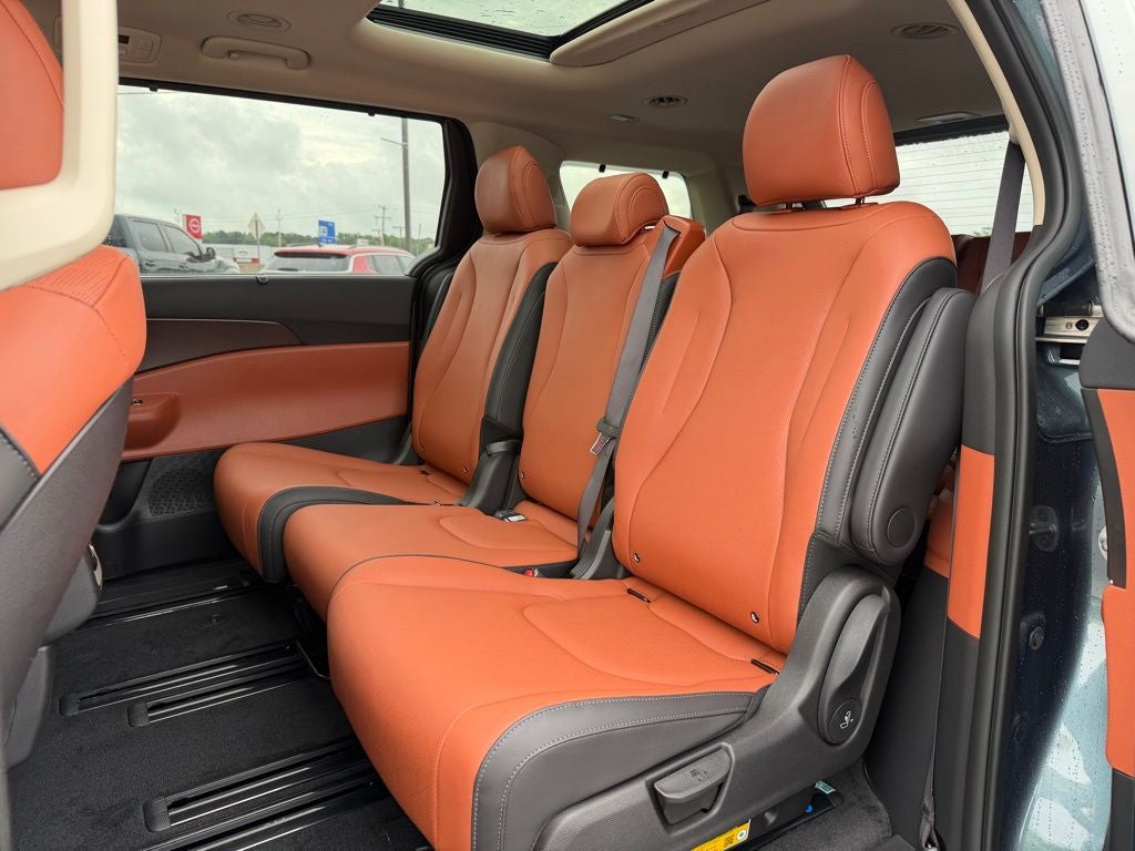 2026 Kia Carnival SX