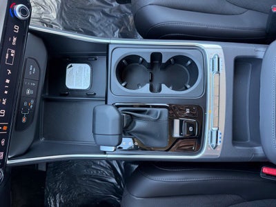 2027 Kia Carnival SX