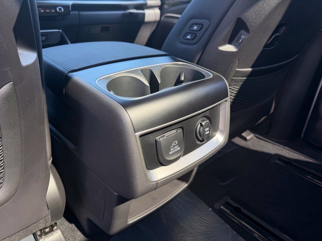 2027 Kia Carnival SX