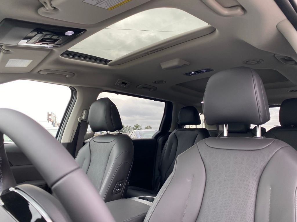 2026 Kia Carnival SX