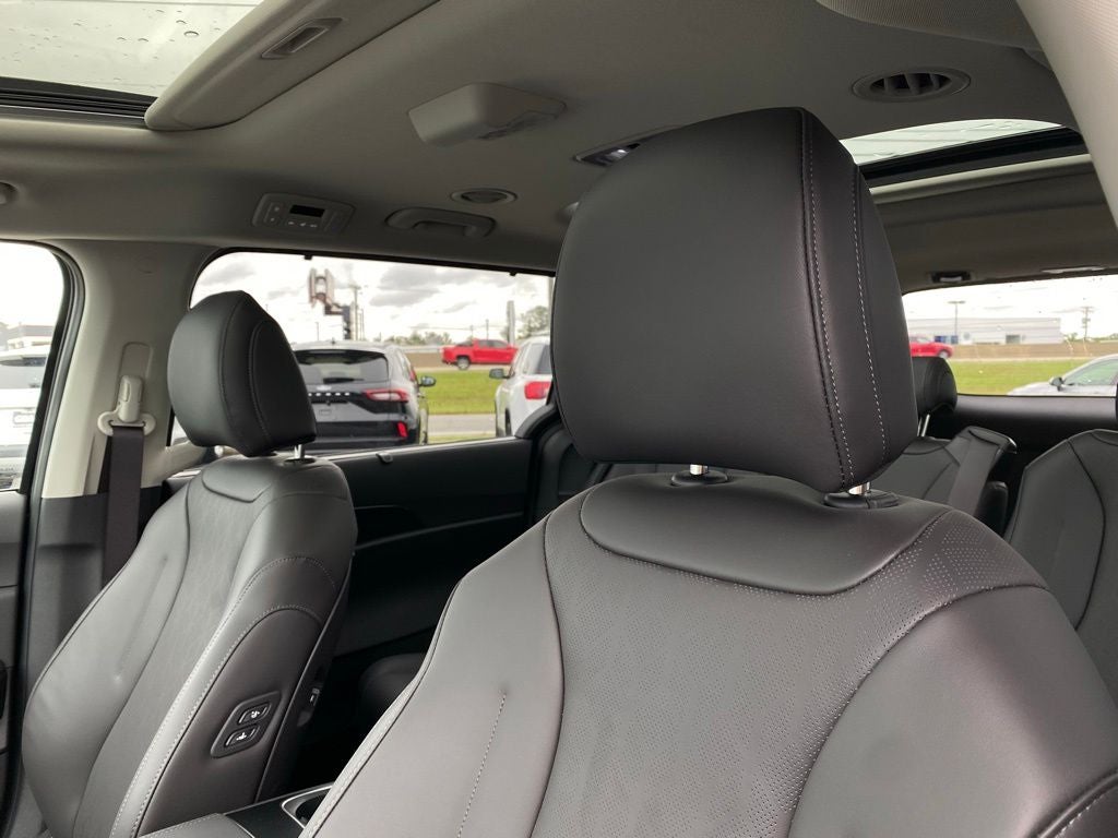2026 Kia Carnival SX