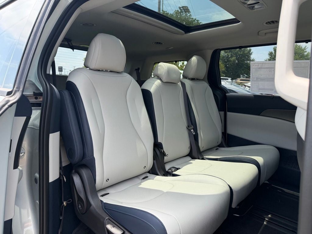 2026 Kia Carnival Hybrid SX
