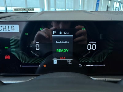 2026 Kia Sportage Plug-In Hybrid X-Line