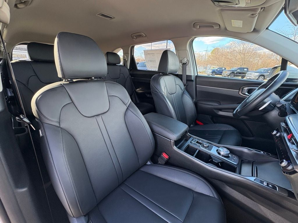 2025 Kia Sorento Hybrid EX