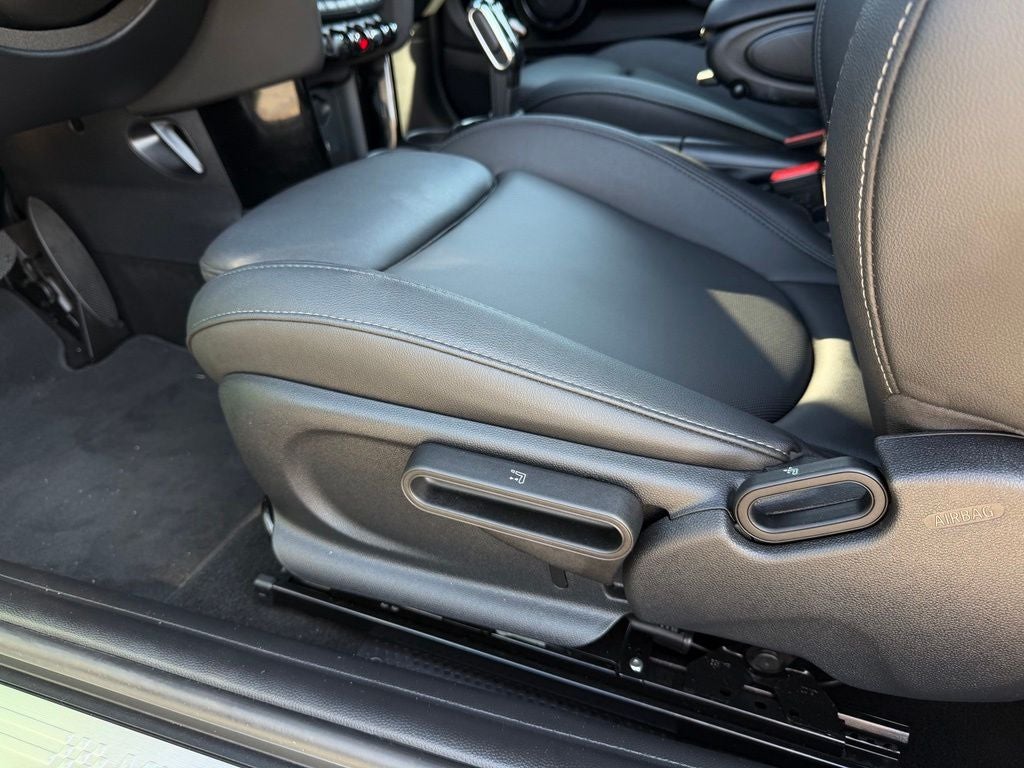 2023 MINI Cooper S Base