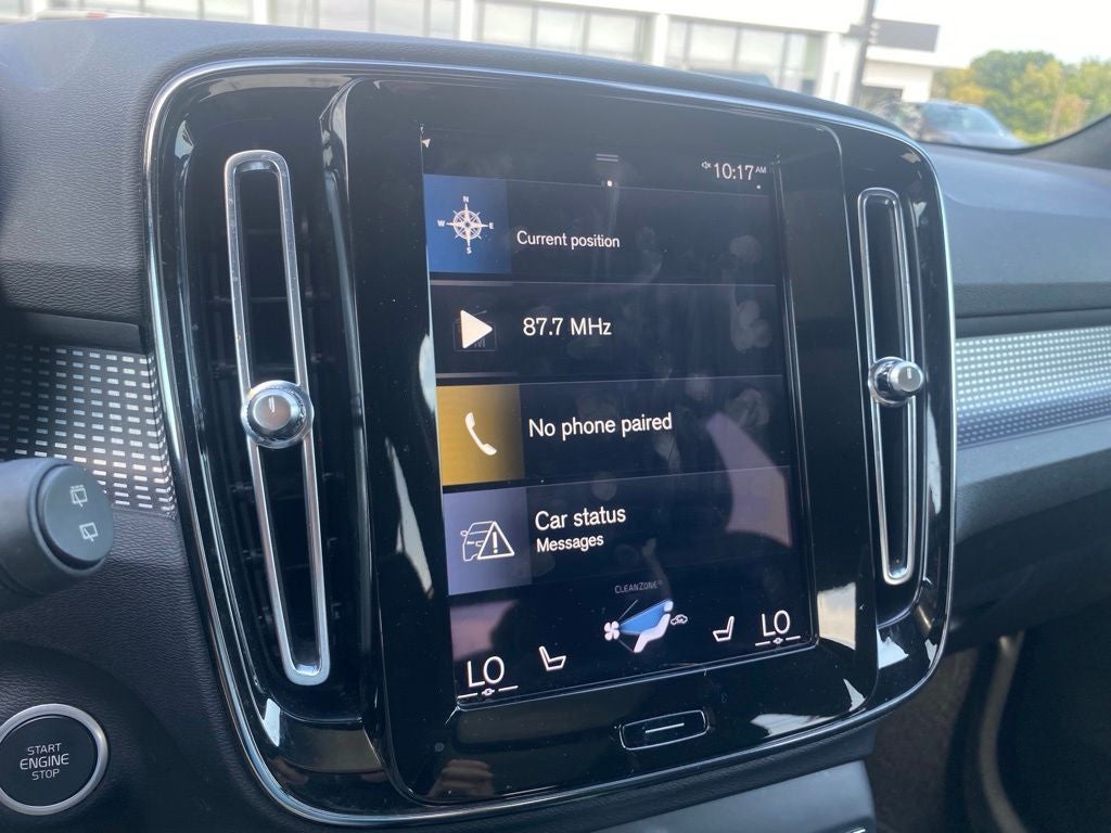 2021 Volvo XC40 R-Design *Advanced Package/Climate Package