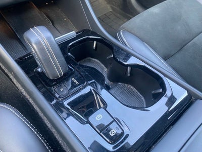2021 Volvo XC40 R-Design *Advanced Package/Climate Package