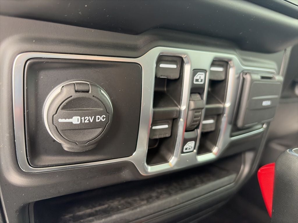 2022 Jeep Wrangler Base