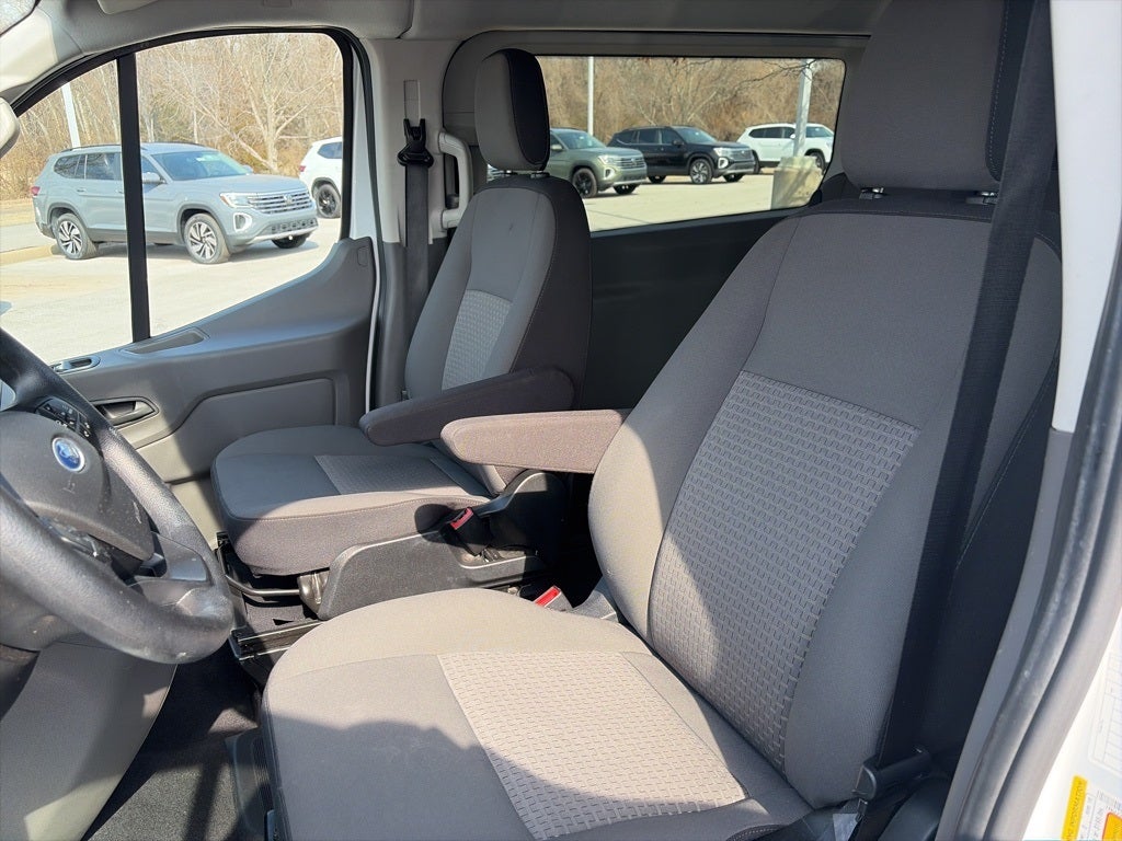2024 Ford Transit-350 XLT LOW ROOF PASSENGER, XLT