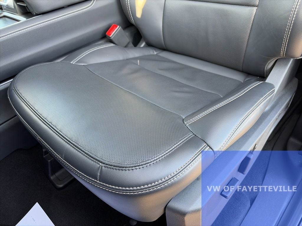 2025 Ford Expedition Max Platinum CLEAN 1-OWNER CARFAX