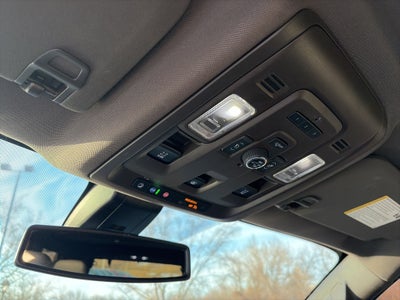 2021 GMC Yukon SLT LUXURY PLUS PACKAGE 2ND ROW BUCKETS