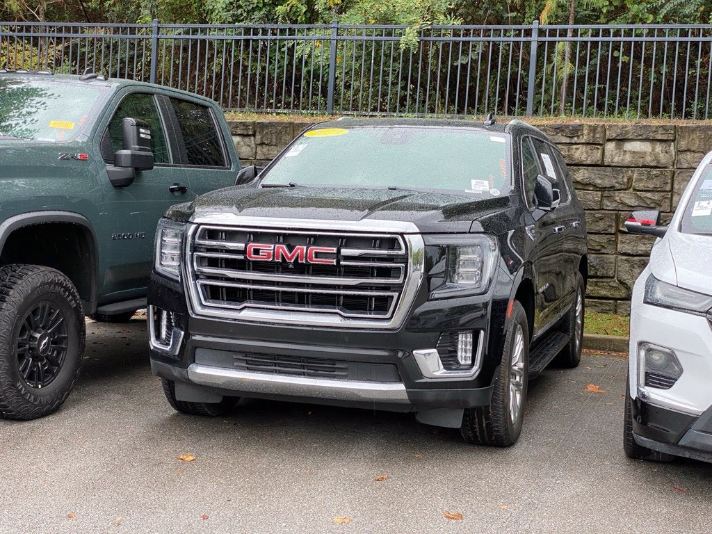 2023 GMC Yukon SLT