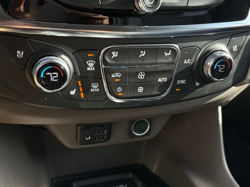 2021 Chevrolet Traverse Premier
