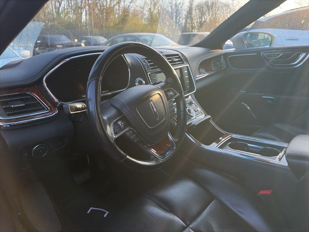 2018 Lincoln Continental Select