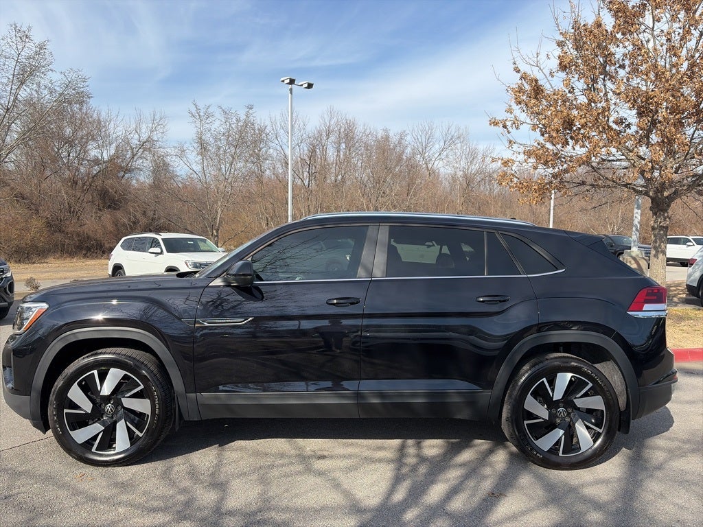 2025 Volkswagen Atlas Cross Sport 2.0T SE w/Technology