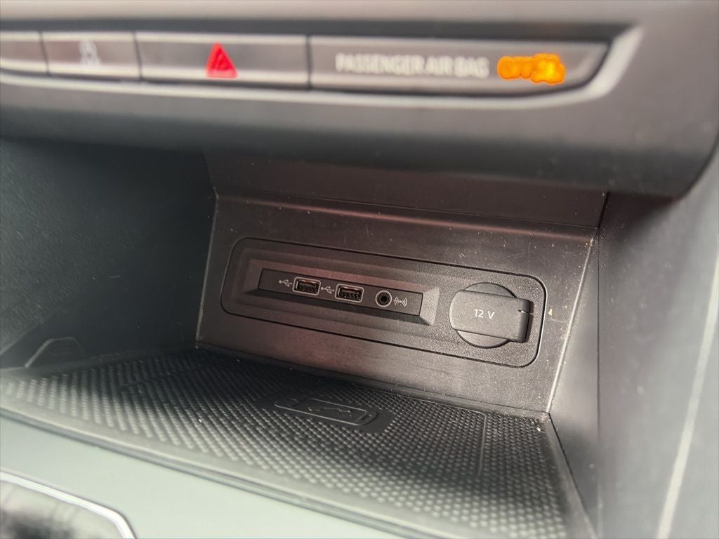 2020 Volkswagen Atlas Cross Sport 2.0T SE w/Technology