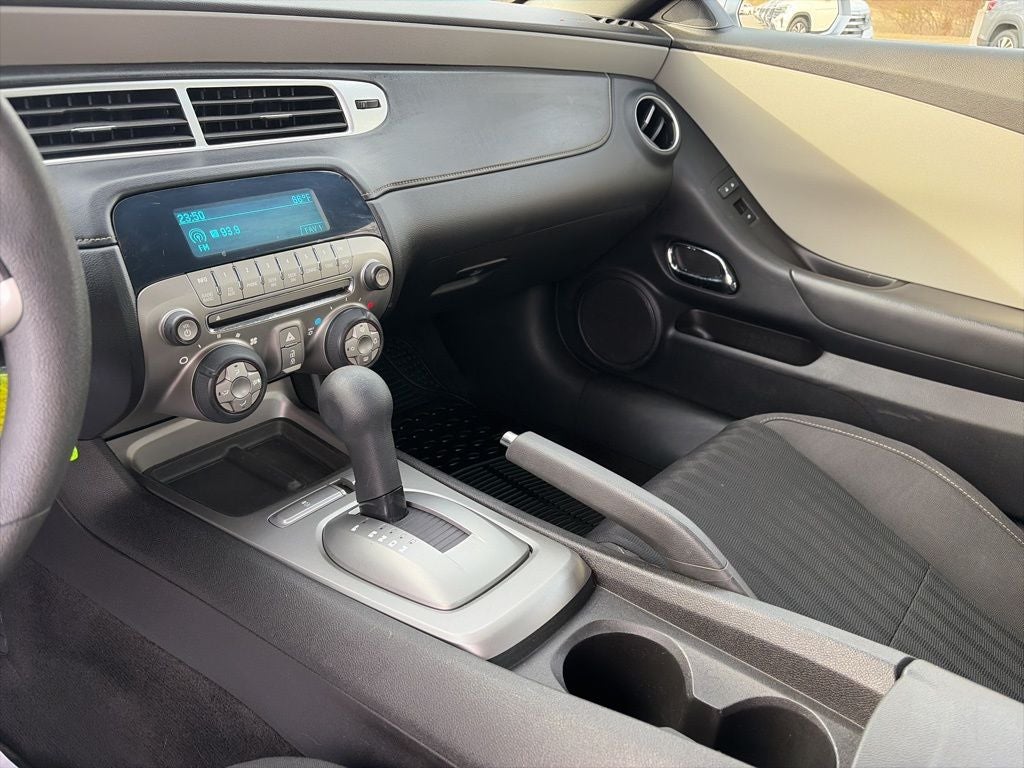 2015 Chevrolet Camaro 2LS