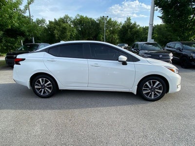 2024 Nissan Versa 1.6 SV CLEAN 1 OWNER CARFAX