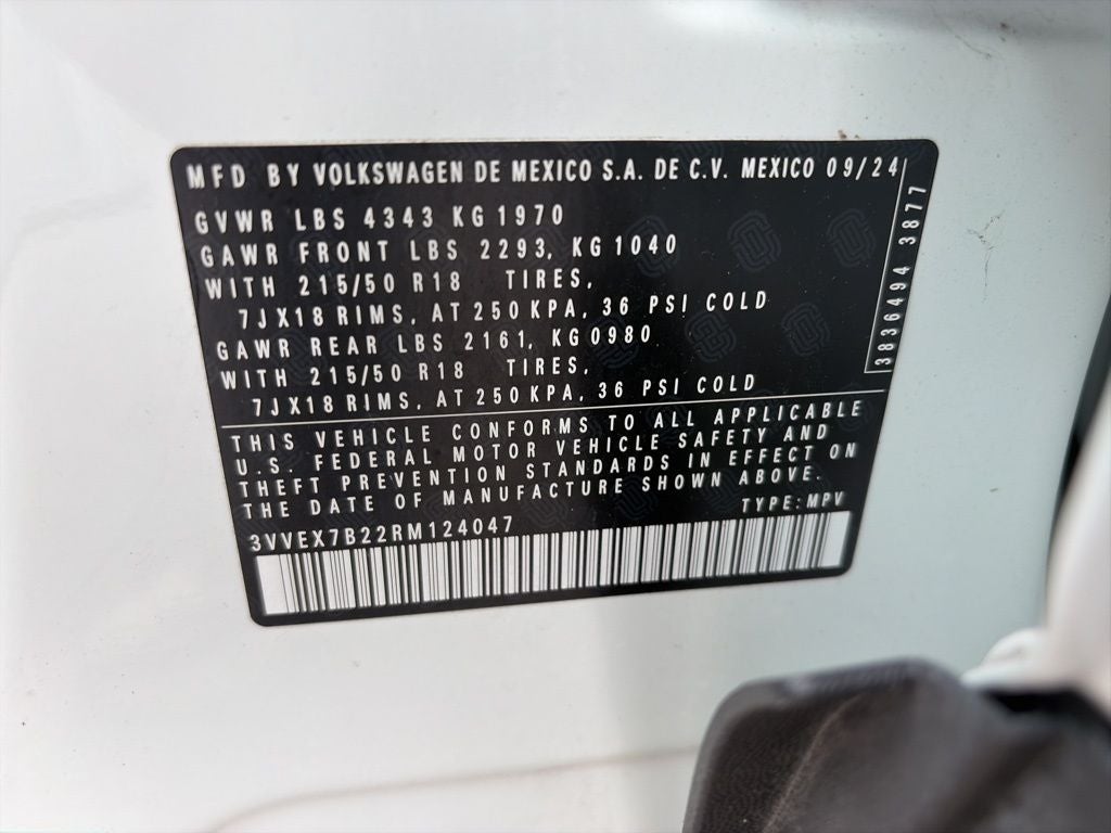 2024 Volkswagen Taos 1.5T SE Clean CARFAX 1-Owner