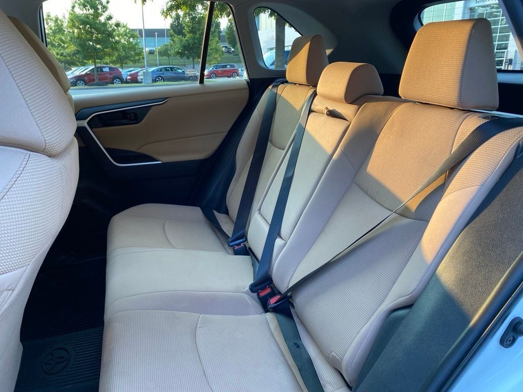 2021 Toyota RAV4 Hybrid LE