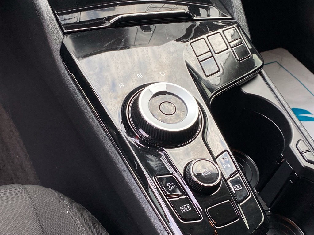 2025 Kia Sportage Hybrid LX