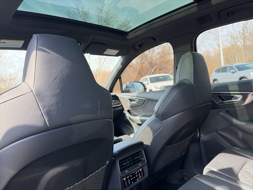 2022 Audi SQ7 Premium Plus quattro