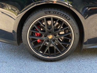 2022 Porsche Panamera 4S
