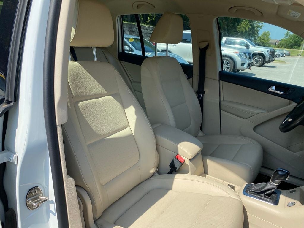 2016 Volkswagen Tiguan S