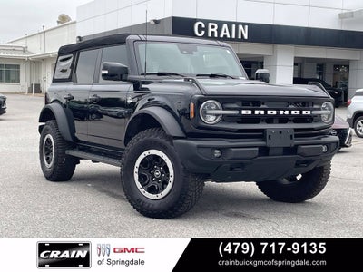 2023 Ford Bronco Outer Banks Sasquatch Package
